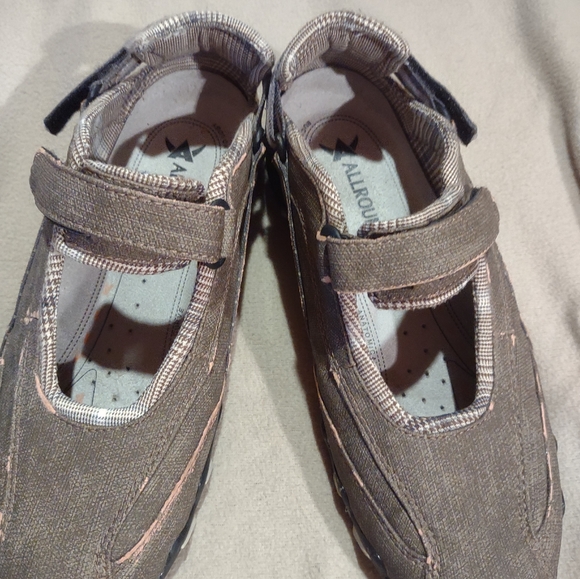 Womens Allrounder Shoes - Picture 2 of 10